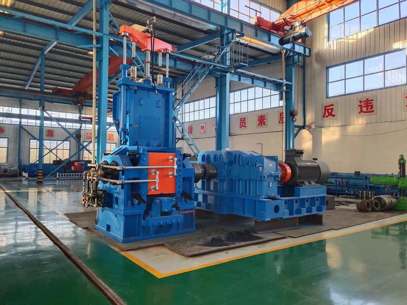 QINGDAO SHENGHUALONG RUBBER MACHINERY CO.,LTD lini produksi produsen
