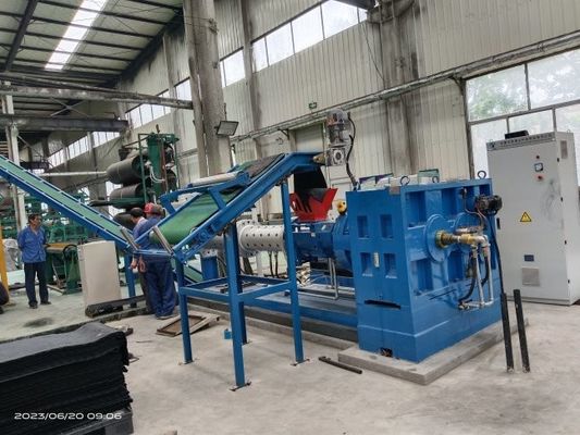 XLB-Q1350X10600X2 Jalur Produksi Sabuk Konveyor Karet Inti Kain